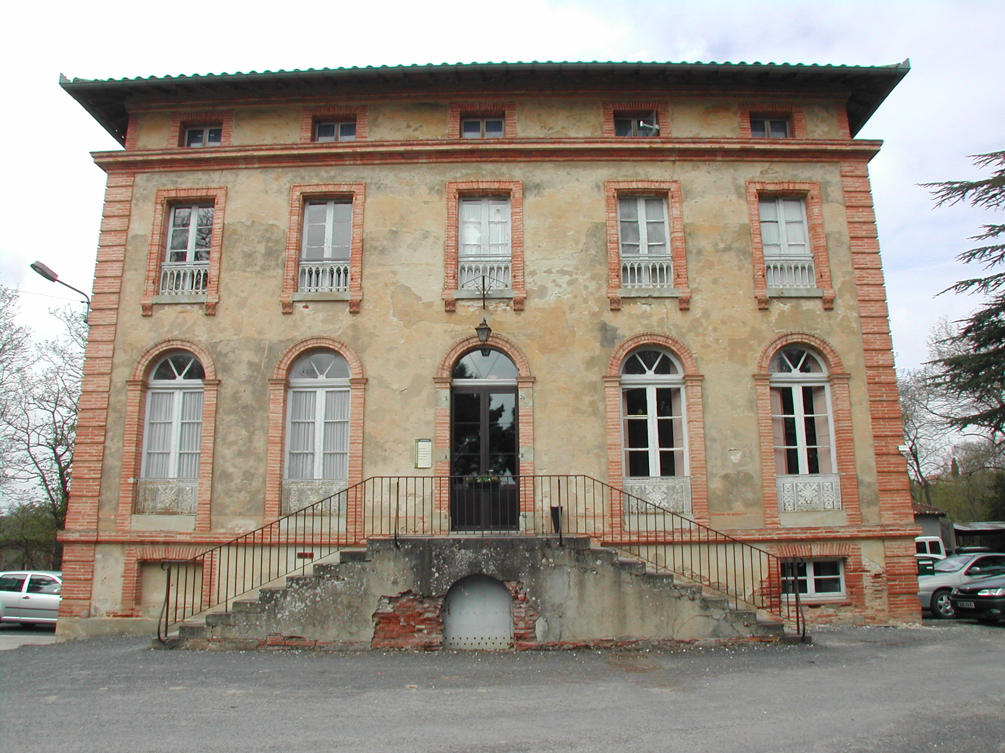 Bâtiment administratif du lycée de Lavaur