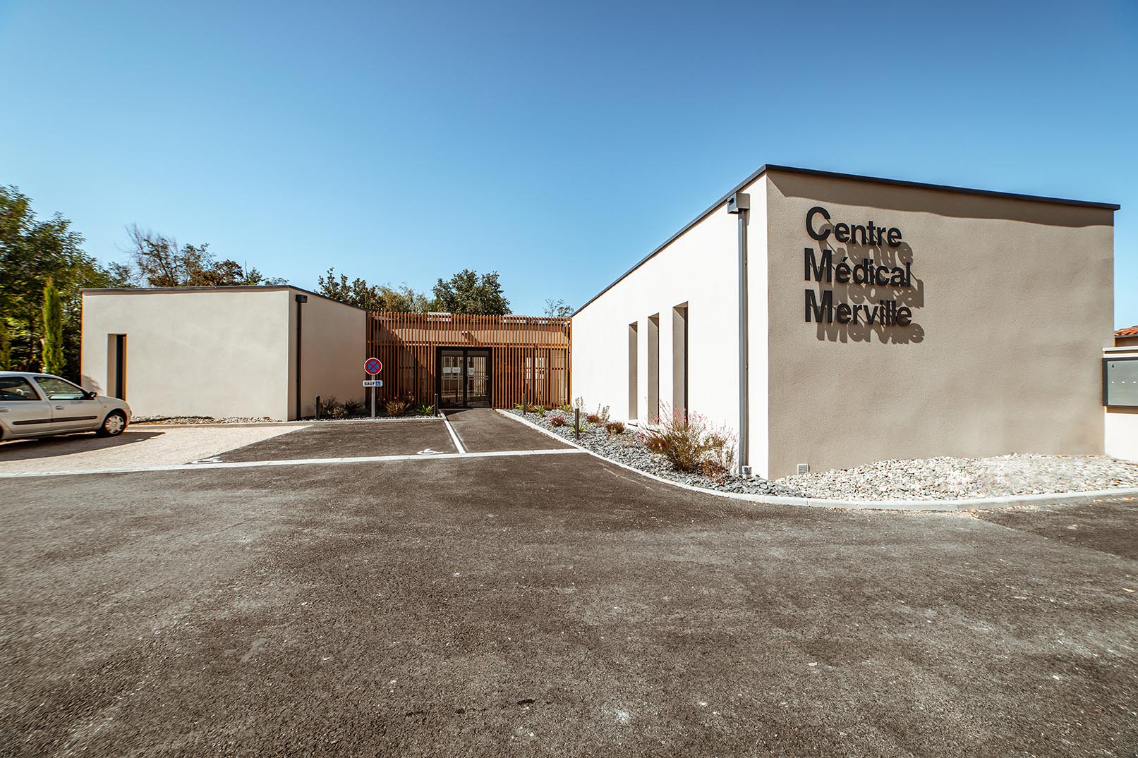 FGHM architectes - création d'un centre médical à Merville